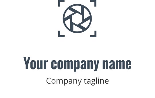 Modern groen logo ontwerp met een gestileerd bladvorm element