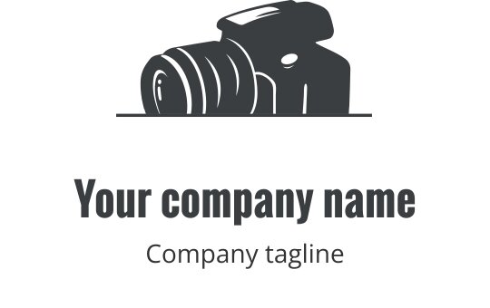 Realistisch grijs camera logo ontwerp met gedetailleerde lens en behuizing kenmerken